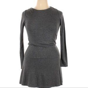 VINCE - classy, contemporary gray long sleeve dress - XL